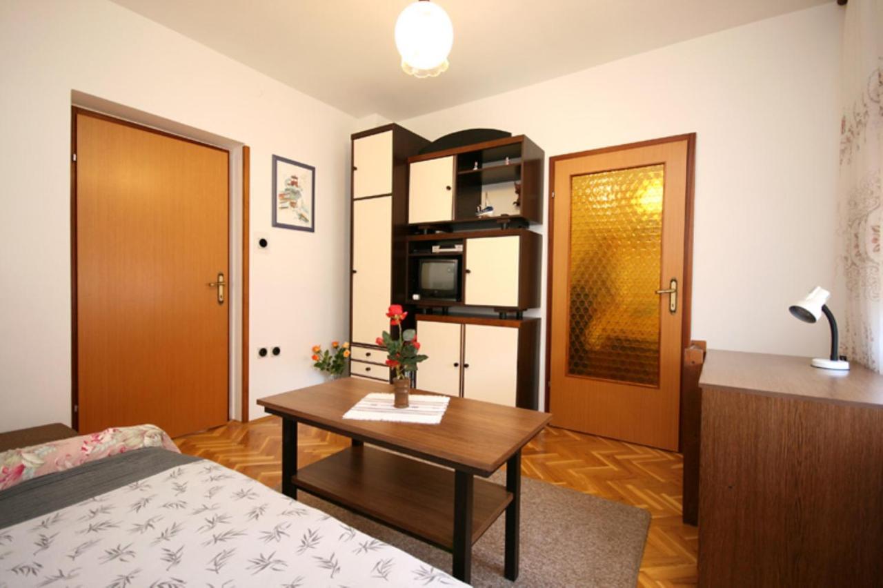 Apartment Anica Baška Екстериор снимка